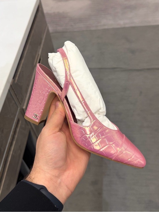 CHANEL Shoes - Chanel Pink Croc Embossed Slingback Pumps | Size 39C